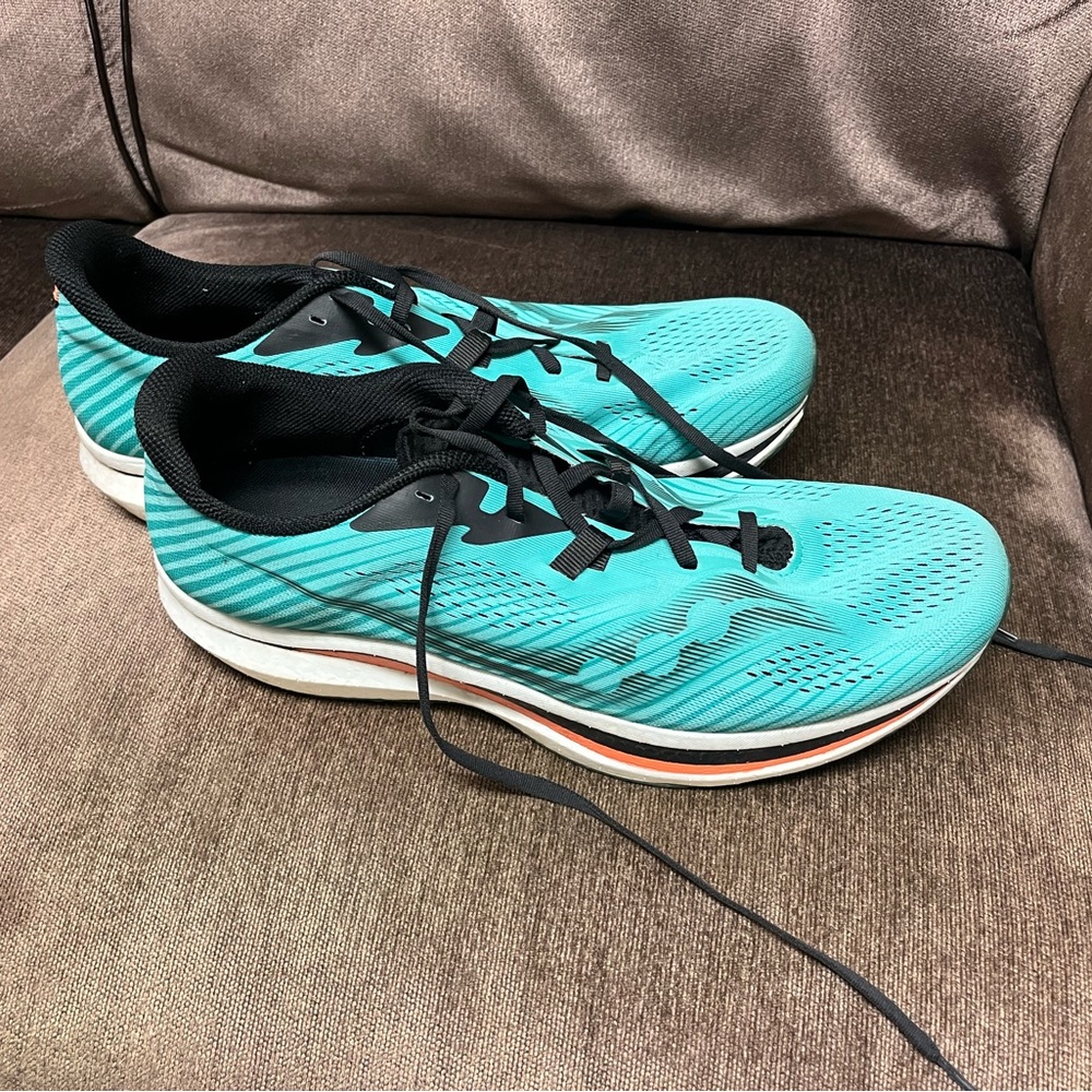 Saucony Endorphin Pro 2 size 15 (less than 10 miles run)